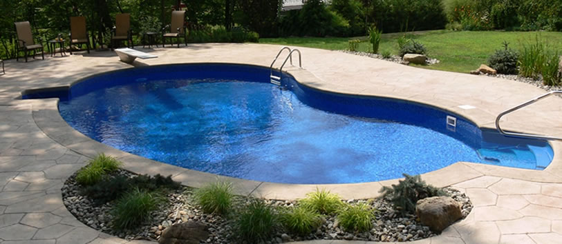 Fenton Pool Tile Replacement & Resurfacing